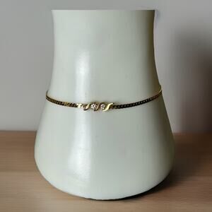 Beautiful Vintage O. C. Tanner 14kt Herringbone Bracelet W/ Diamonds.